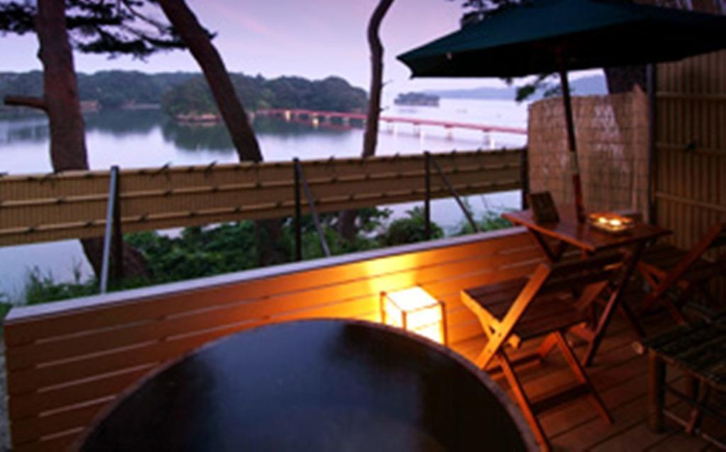 Hotel Zekkei No Yakata Matsushima  Rum bild