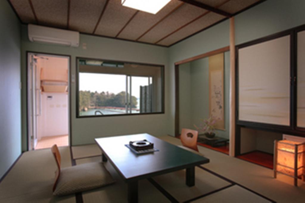 Hotel Zekkei No Yakata Matsushima  Rum bild